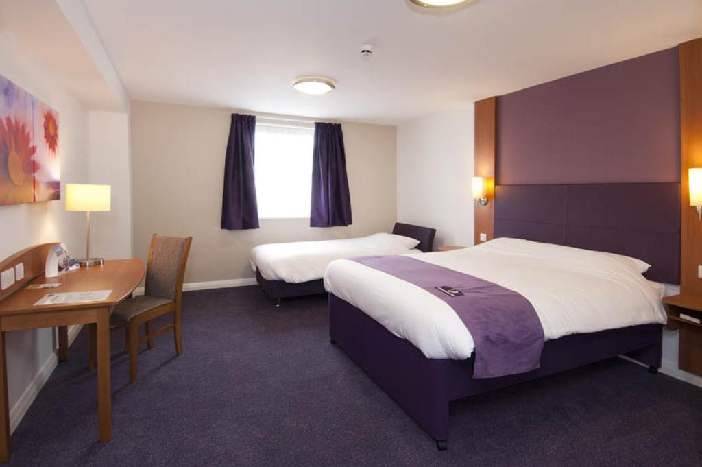 Premier Inn Birmingham City - Aston Szoba fotó